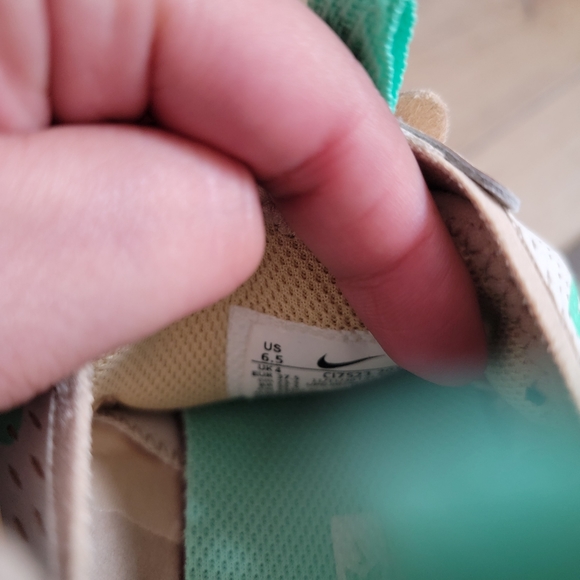 Nike React VisionPearl White Green Glow size 6.5 - Picture 5 of 6